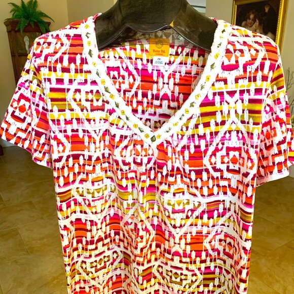 Ruby Rd. Woman Embellished V-Neck T-shirt Southwestern Print - size 2X - Picture 4 of 4